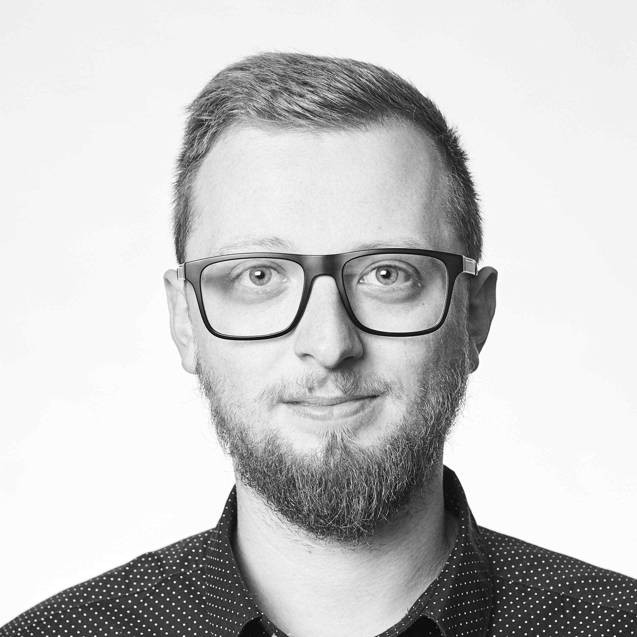 Karol Maruszewski-23.09.23-23.08.24 - zdjecia stopki0089 1-Orange